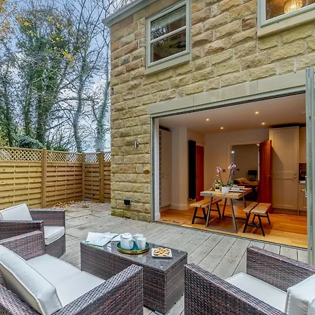 3 Bed In Harrogate 79596 Holiday home