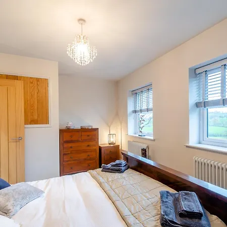 3 Bed In Harrogate 79596 Pannal