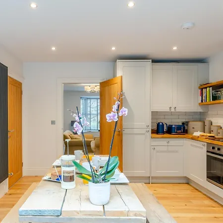 3 Bed In Harrogate 79596 Pannal