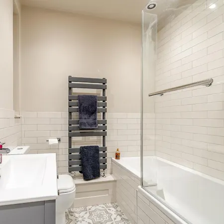 3 Bed In Harrogate 79596 度假居 *
